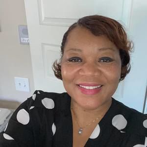 Meet your Posher, Evelyn